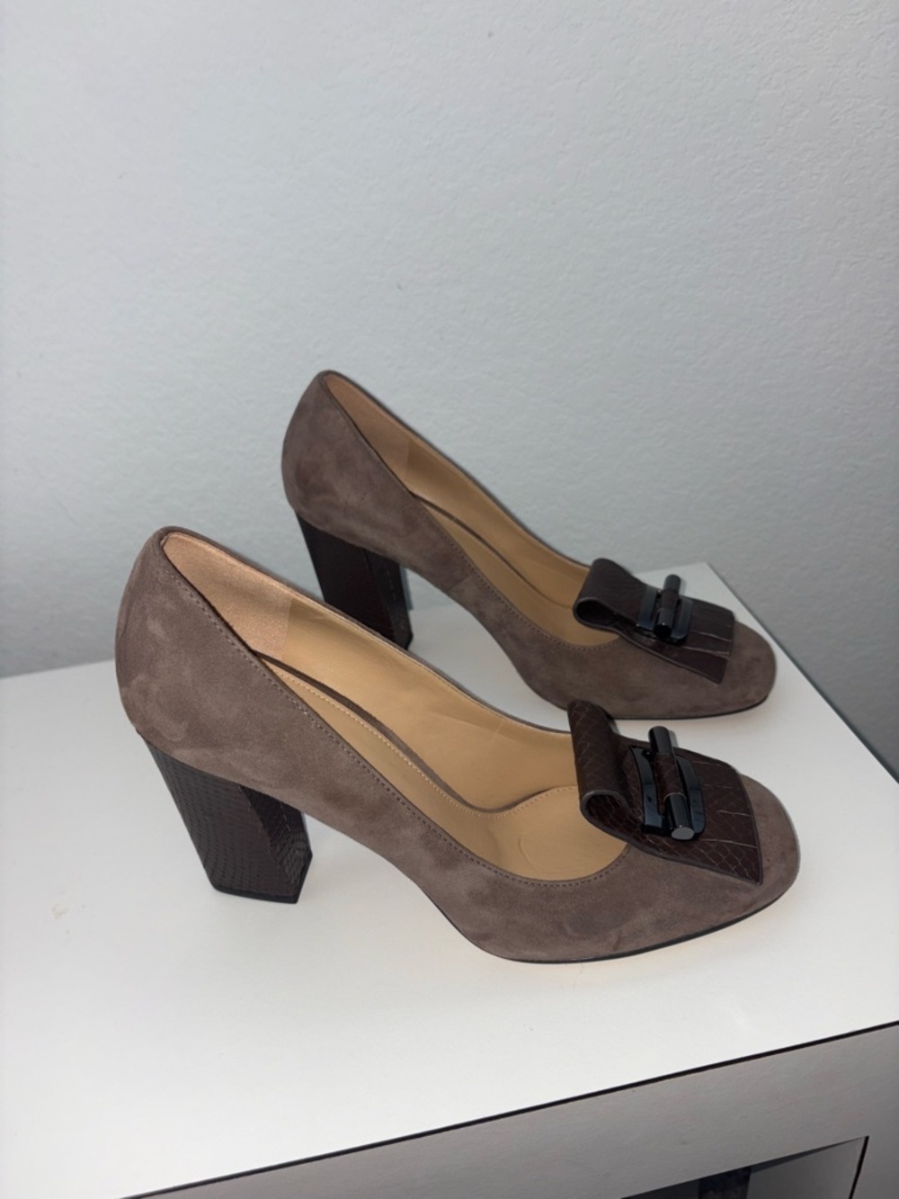 Michael Kors Gloria Kiltie Pump Shoes Chocolate Brown Suede Women’s 9 - Picture 3 of 11